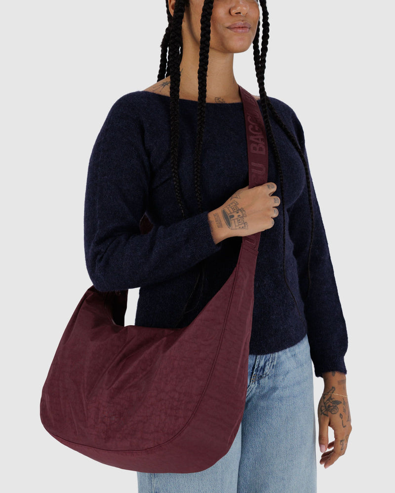BAGGU Wholesale  Large Nylon Crescent Bag - Mahogany