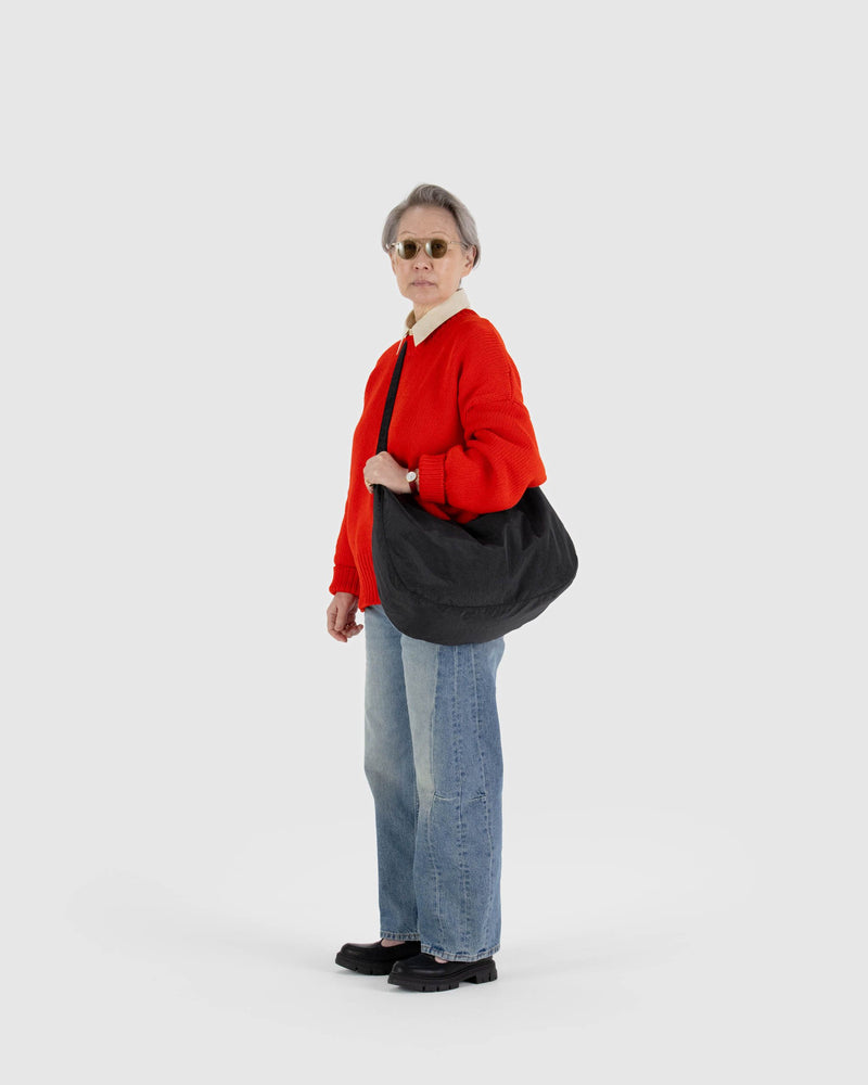 BAGGU Wholesale  Large Nylon Crescent Bag - Black