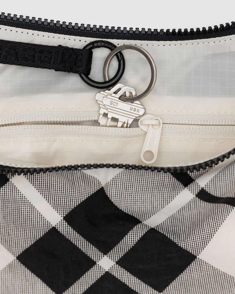 BAGGU Wholesale  Medium Nylon Crescent Bag - Mixed Plaid
