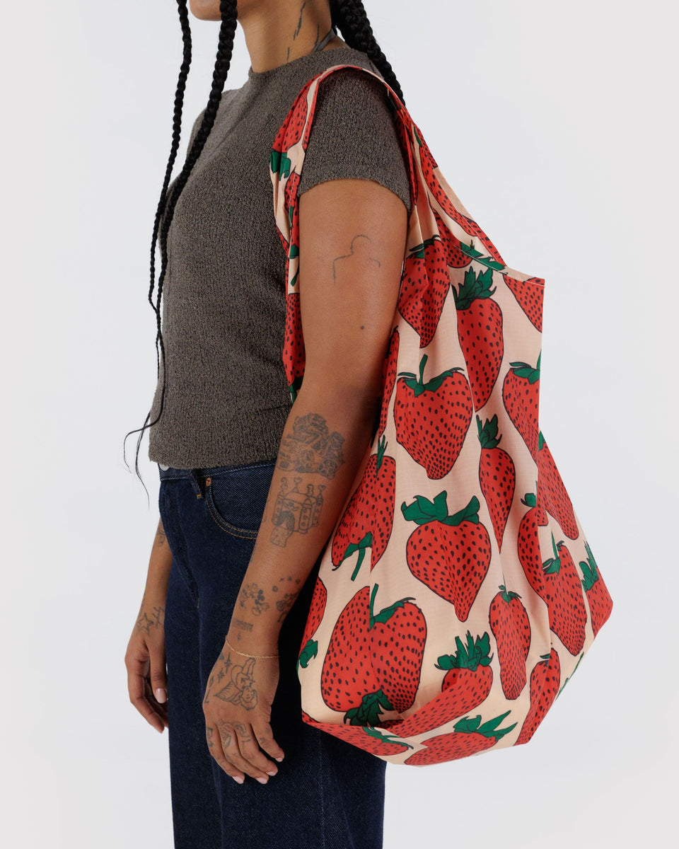 BAGGU Wholesale Shop All Big Baggu - Strawberry