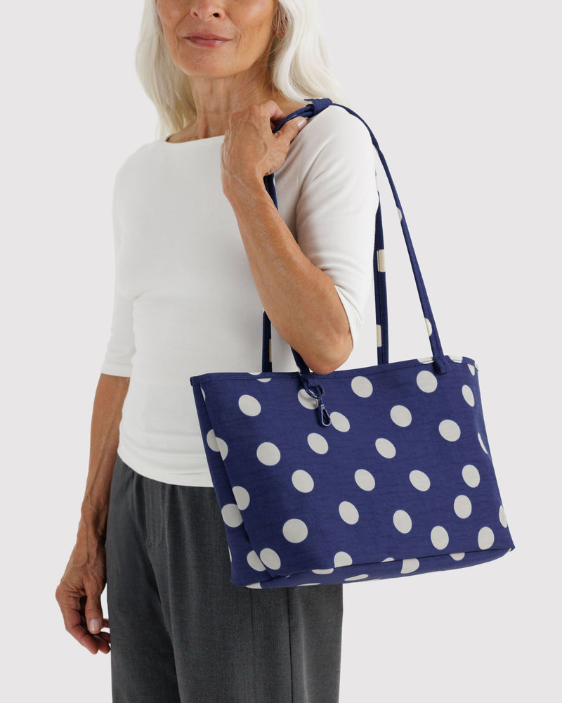 BAGGU Wholesale  Medium Nylon Reversible Tote - Navy Polka Dot Mix