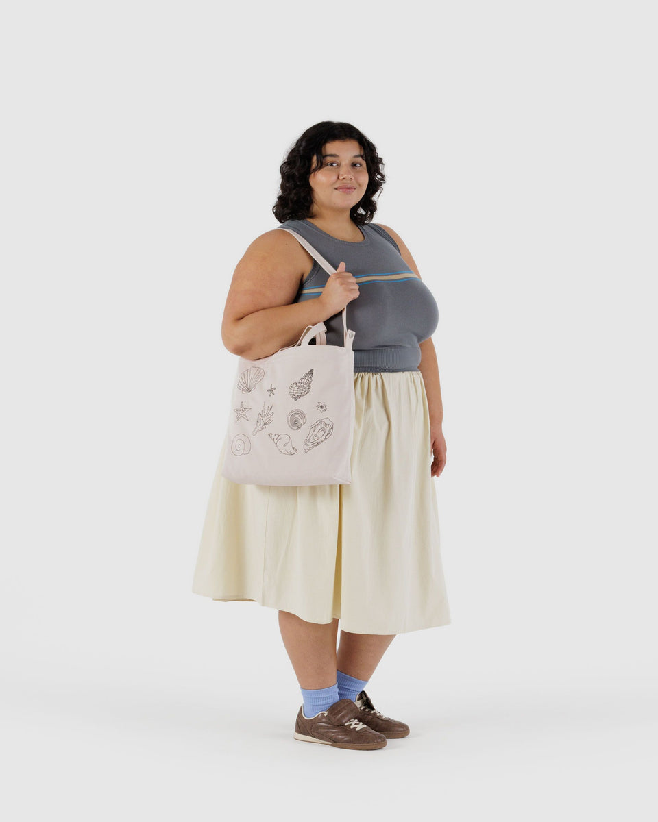 BAGGU Wholesale HO17Lookbook - Duck Bag Horizontal Zip Duck Bag - Embroidered Shells