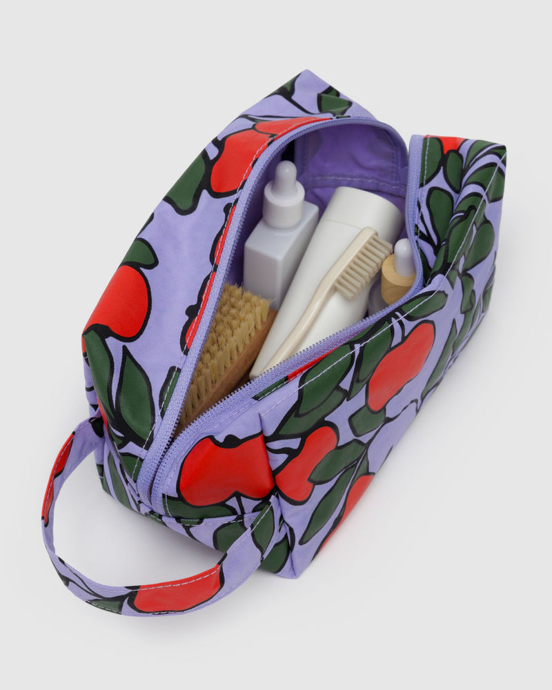 BAGGU Wholesale Travel Dopp Kit - Apple Tree