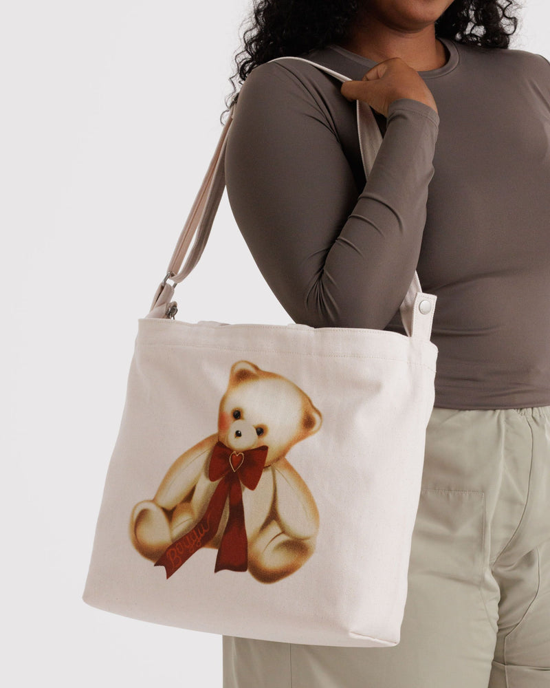 BAGGU Wholesale HO17Lookbook - Duck Bag Horizontal Zip Duck Bag - Teddy Bear