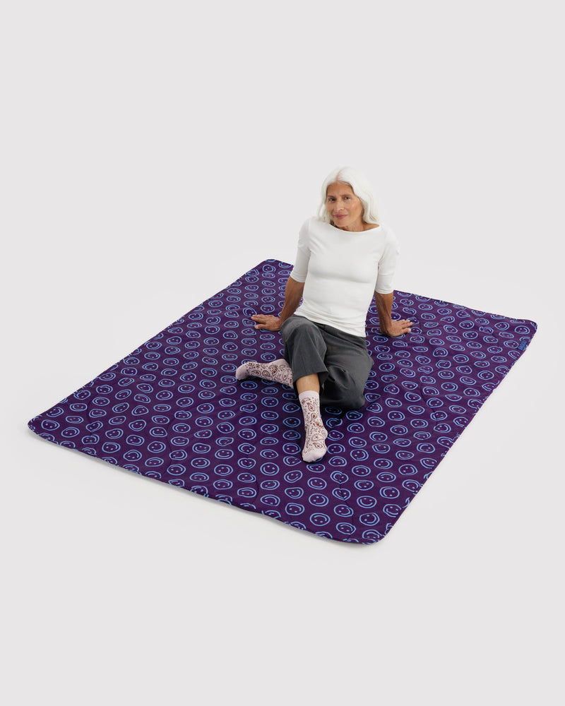 BAGGU Wholesale  Puffy Picnic Blanket - Indigo Happy