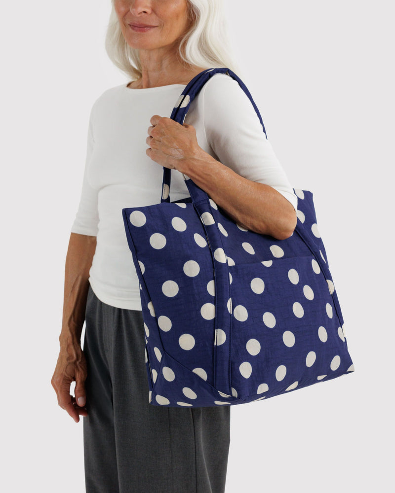 BAGGU Wholesale Cloud Bag Cloud Bag - Navy and Cream Polka Dot