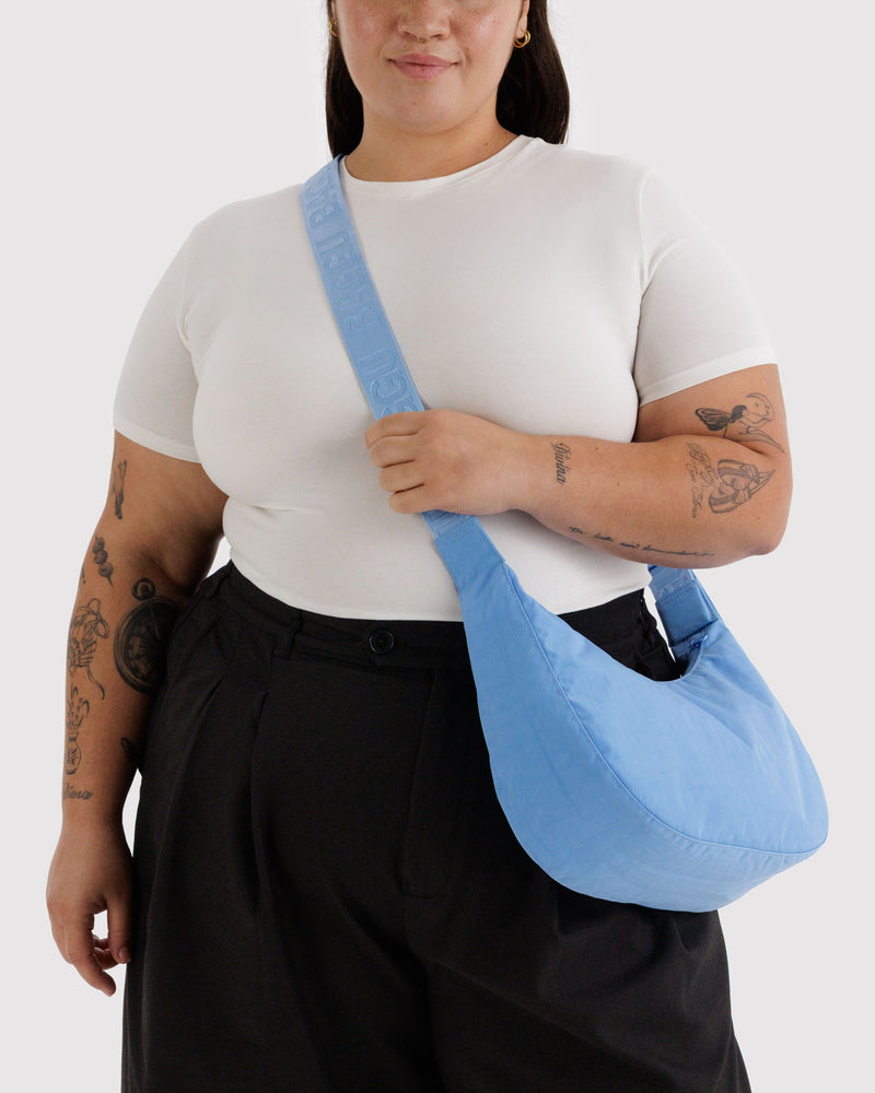 BAGGU Wholesale Cross Body Medium Nylon Crescent Bag - Piscine