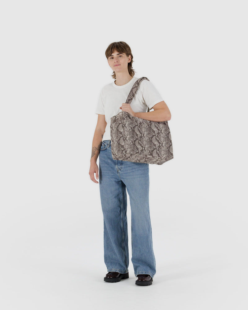 BAGGU Wholesale Cloud Bags Small Cloud Carry-On - Snakeskin