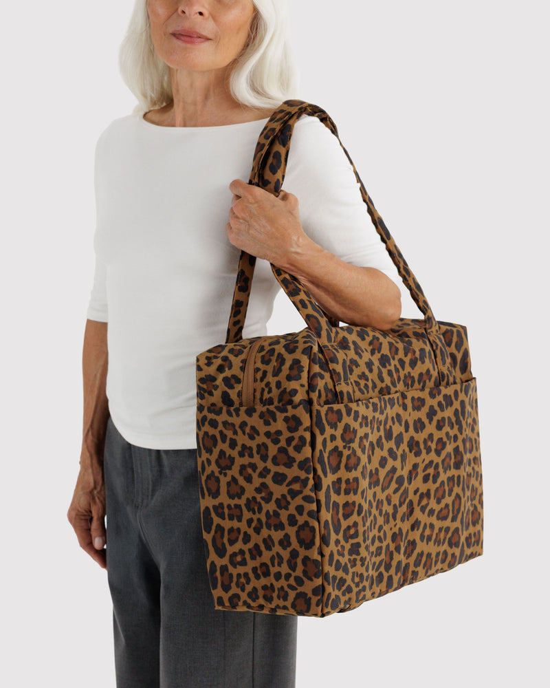 BAGGU Wholesale  Small Cloud Carry-On - Leopard
