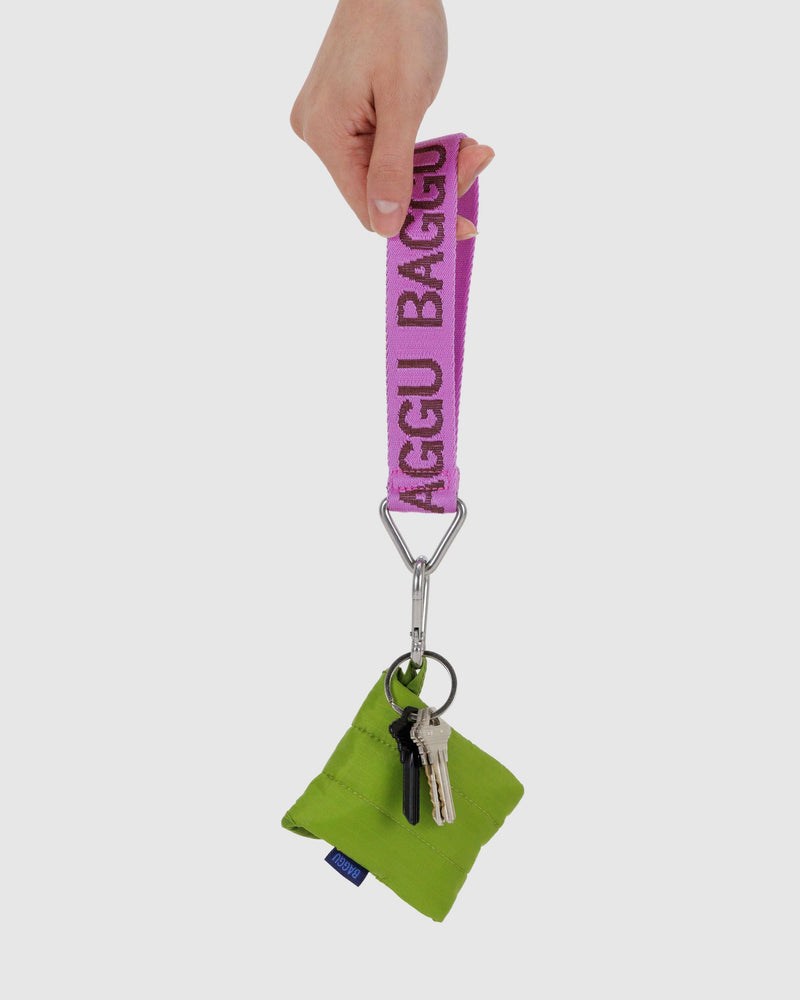 BAGGU Wholesale Shop All Logo Keychain - Pink