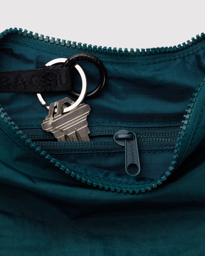BAGGU Wholesale  Small Nylon Crescent Bag - Deep Sea