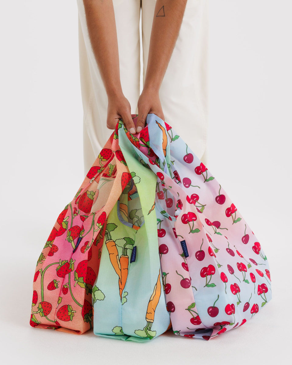 BAGGU Wholesale Reusable Bags Standard Baggu Set of 3 - Carrots & Berries