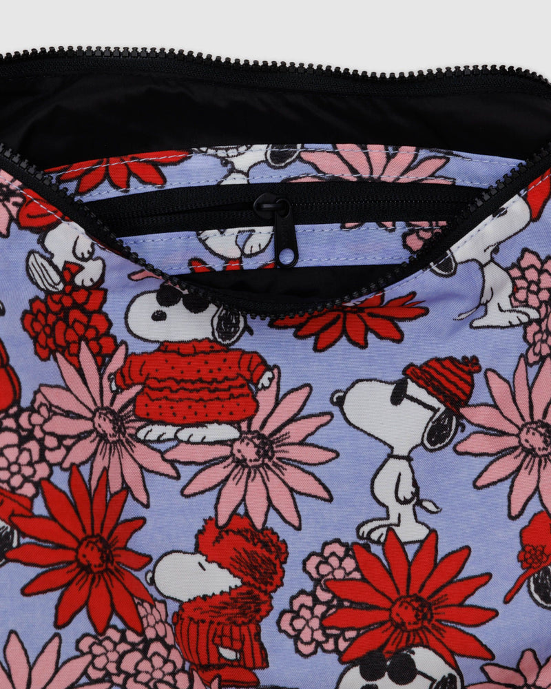 BAGGU Wholesale Cross Body Medium Nylon Crescent Bag - Floral Snoopy