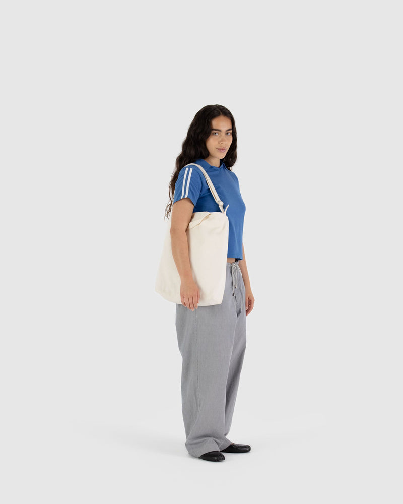 BAGGU Wholesale HO17Lookbook - Duck Bag Zip Duck Bag - Natural Canvas