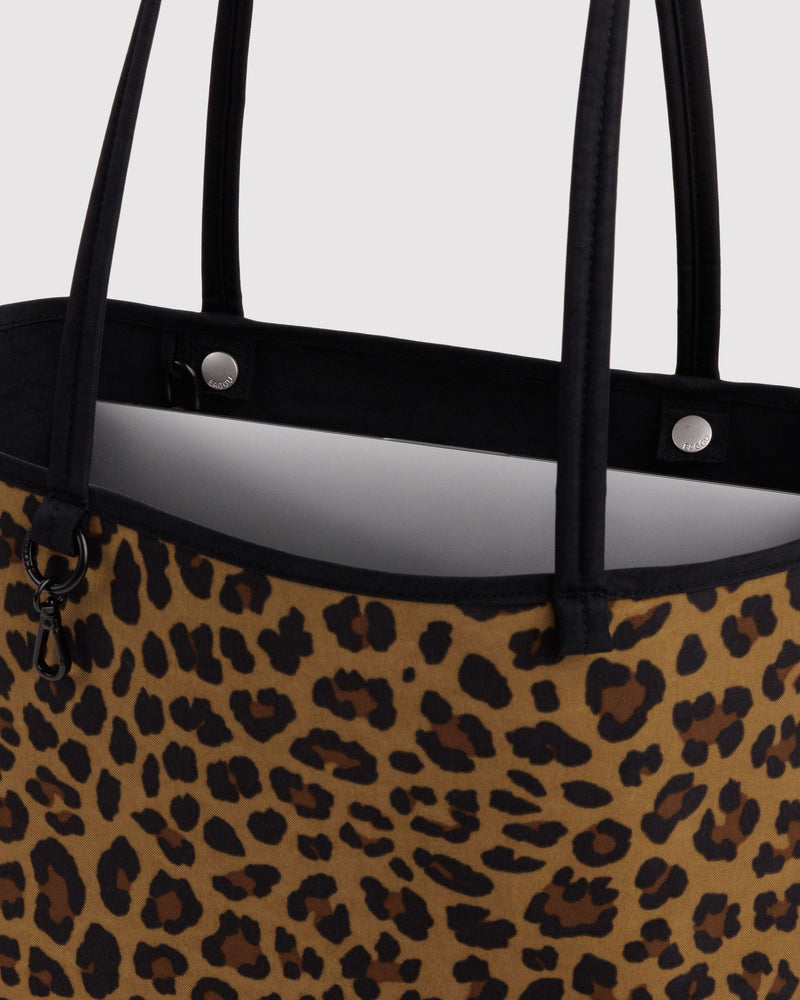 BAGGU Wholesale  Medium Nylon Reversible Tote - Leopard Mix
