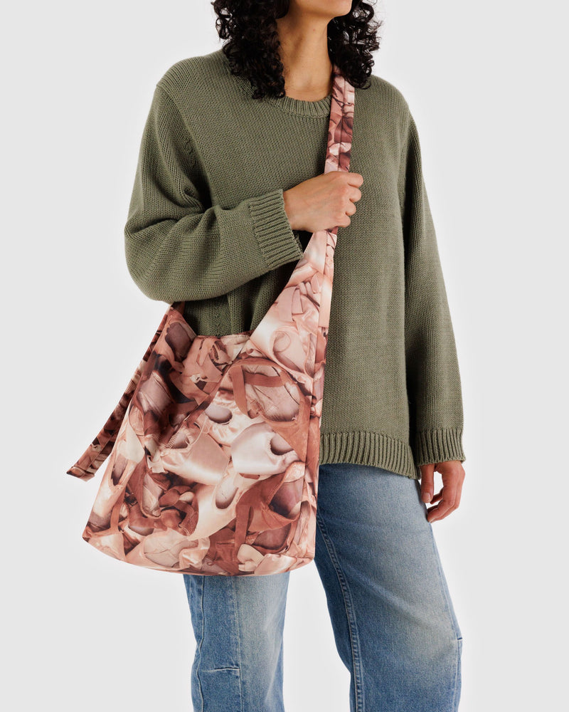 BAGGU Wholesale  Large Nylon Sling - Pointe Shoe