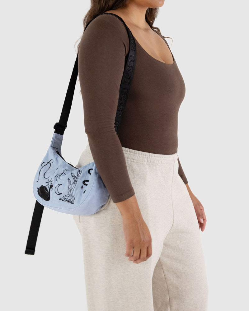 BAGGU Wholesale  Small Nylon Crescent Bag - Embroidered Ballet Icons