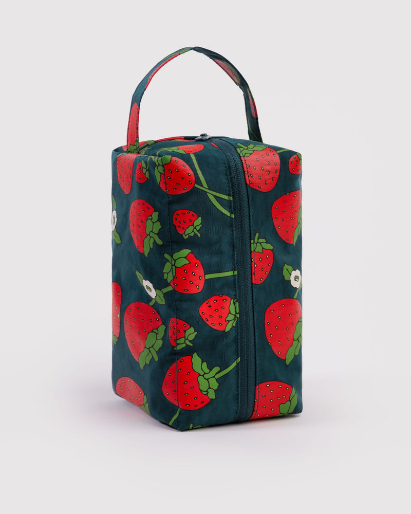 BAGGU Wholesale Pouches Dopp Kit - Strawberry Blossom